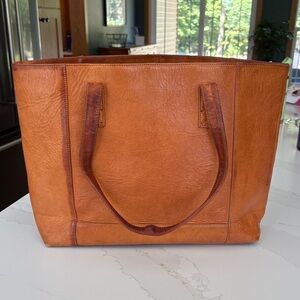 NOONDAY Modern Leather Tote Bag